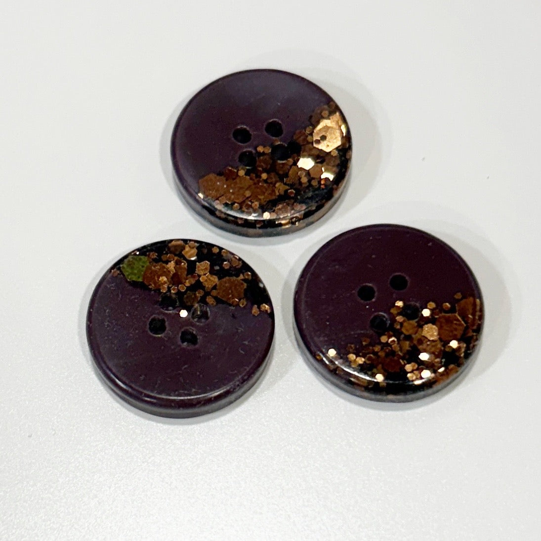 Demi Bougie Buttons