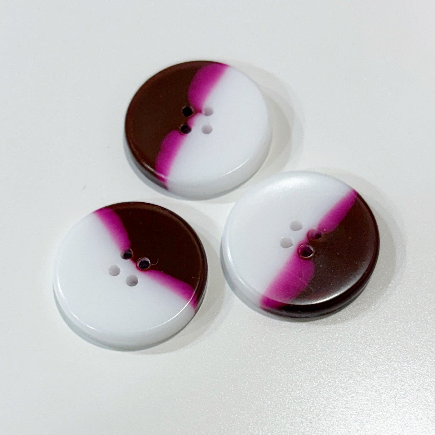 Demi Bougie Buttons