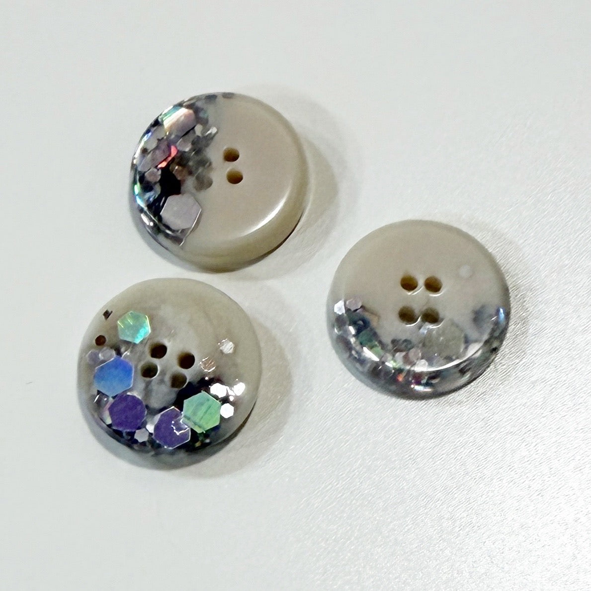 Demi Bougie Buttons